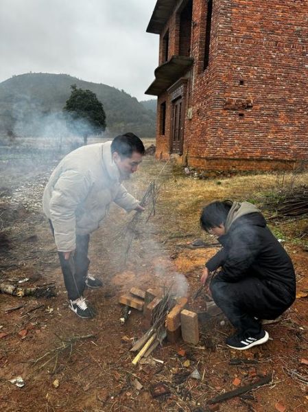 乡村生活怎么过_乡村生活有哪些趣事