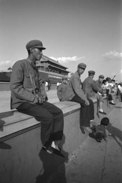 历史珍贵图片大全_如何免费下载高清老照片