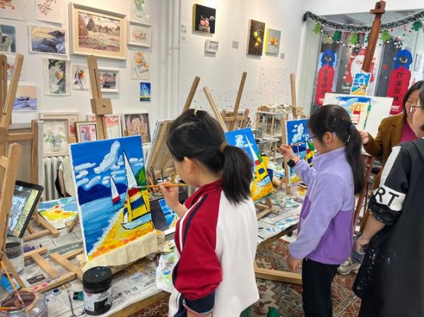小孩学画画有必要吗_少儿美术班怎么选