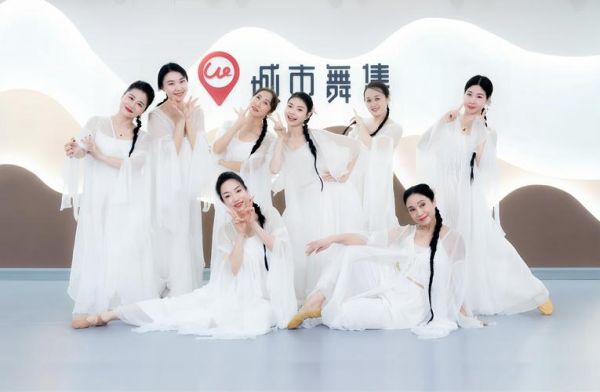 采风舞蹈艺术是什么_如何学习采风舞蹈