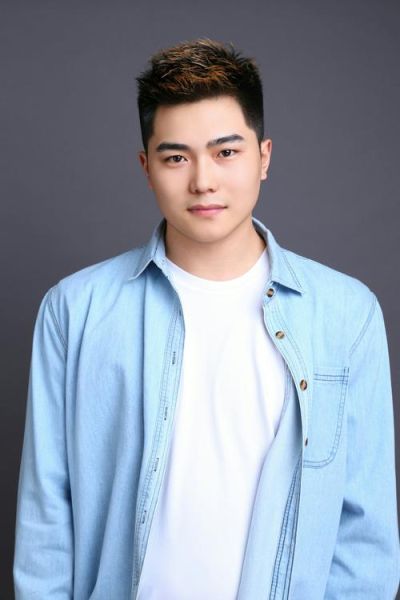 男孩拍艺术照穿什么_男孩拍艺术照摆什么姿势