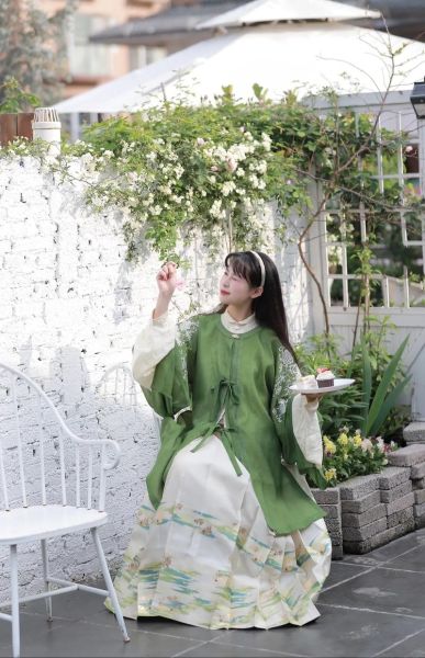 汉服日常怎么穿_汉服搭配技巧有哪些