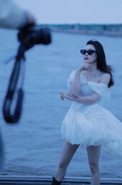 海边艺术大片怎么拍_海边拍照穿什么衣服