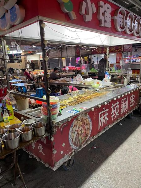 夜生活路边摊哪里好吃_夜生活路边摊怎么选