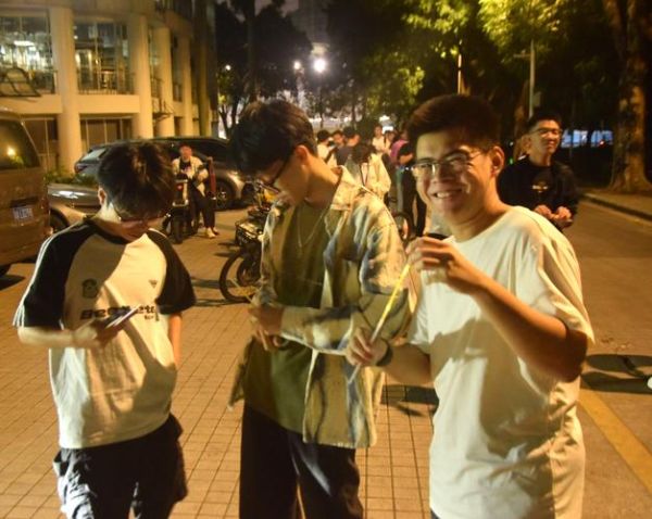 校园夜晚生活有哪些活动_如何丰富大学夜生活