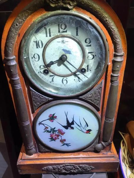 历史钟表图片大全_如何辨别古董钟表年代