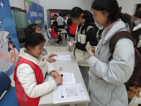 大学体验生活怎么过_大学体验生活有哪些活动