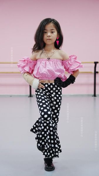 少儿艺术模特培训哪家好_几岁学模特最合适