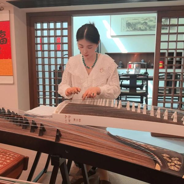 古筝艺术培训哪家好_初学者如何选班