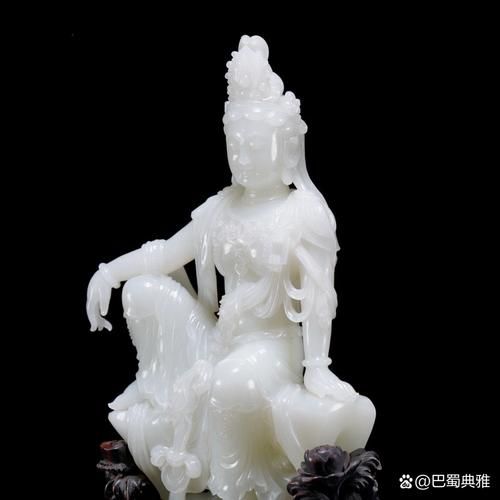 玉雕艺术如何鉴赏_和田玉雕工好坏怎么看