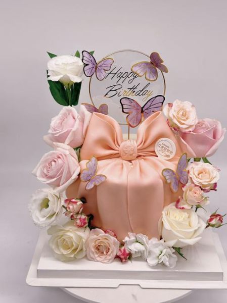 艺术花朵蛋糕怎么做_适合送女生的生日蛋糕推荐