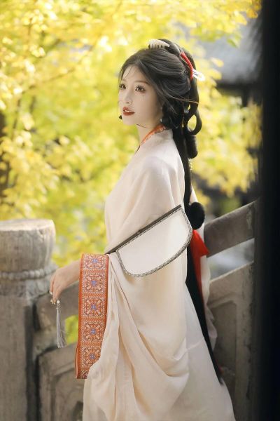 北京艺术写真哪家好_拍一套多少钱