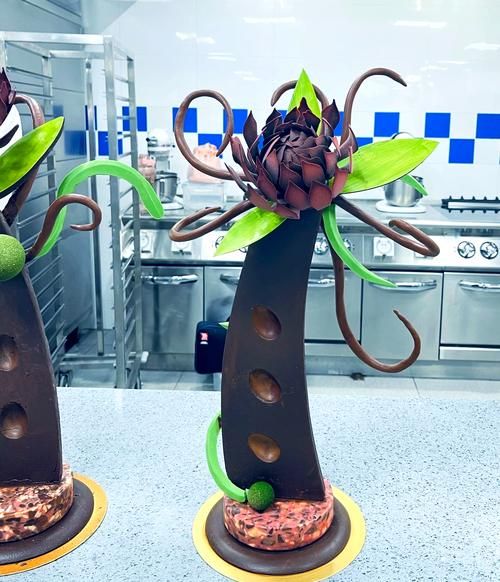 巧克力艺术怎么做_巧克力雕塑能保存多久