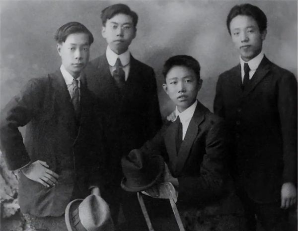 革命历史人物图片大全_如何查找高清原图