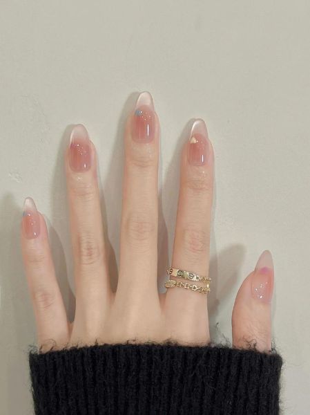 美甲店怎么做活动_美甲款式怎么选