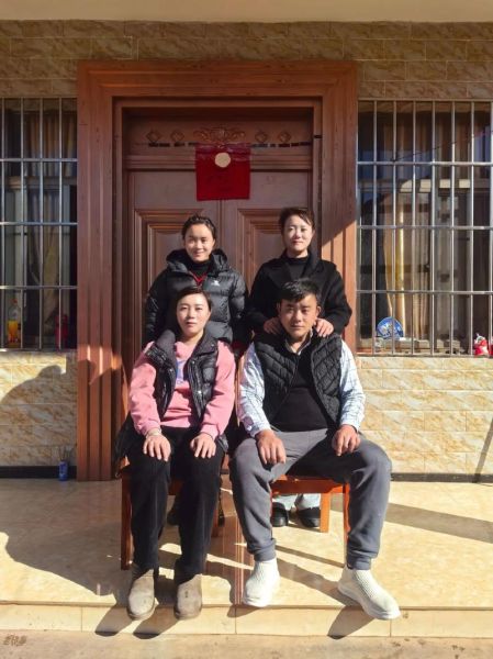 农村生活一家人怎么拍_农村一家人日常记录技巧