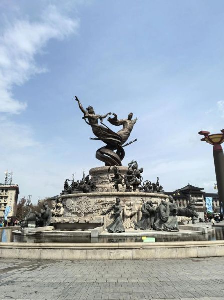 华清池历史故事有哪些_杨贵妃与唐玄宗爱情真相