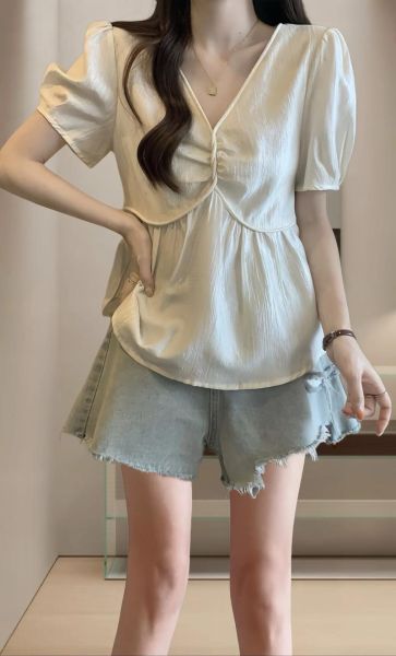 夏天穿什么面料最舒服_怎么选透气不贴身的衣服