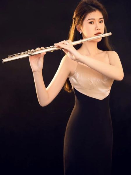 长笛艺术写真怎么拍_长笛写真拍摄技巧